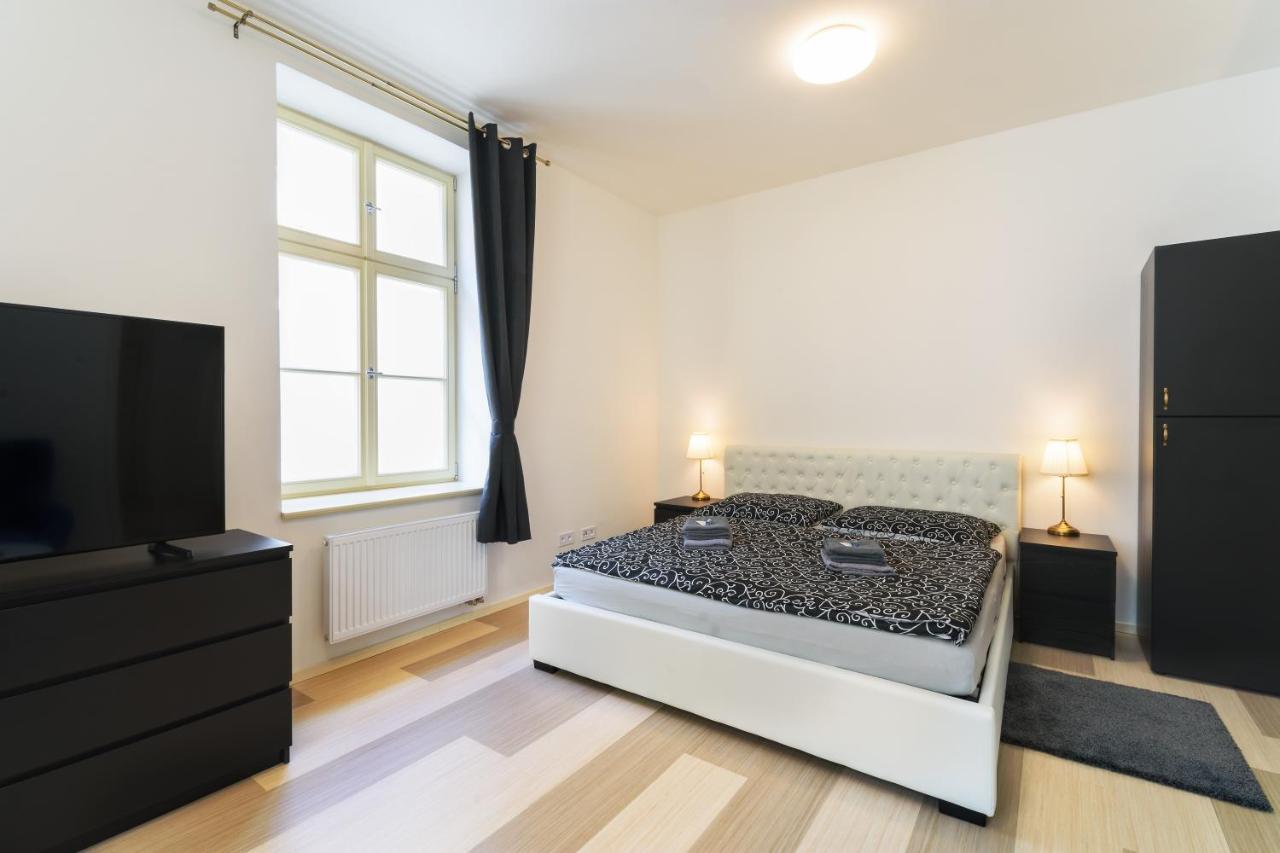 Pilsner Apartments - U Matky Bozi Pilzno Zewnętrze zdjęcie